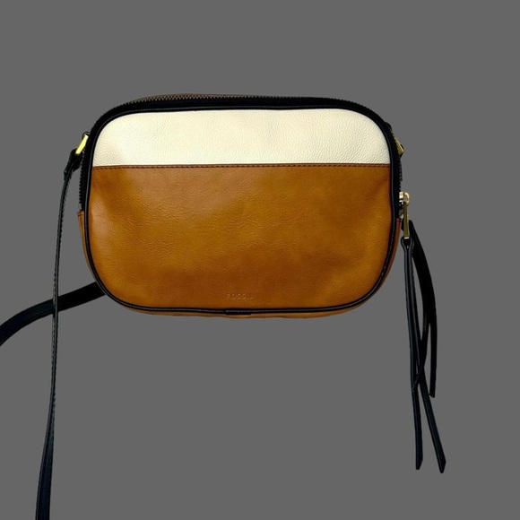 Fossil leather double zipper camera crossbody / shoulder bag - Picture 3 of 8